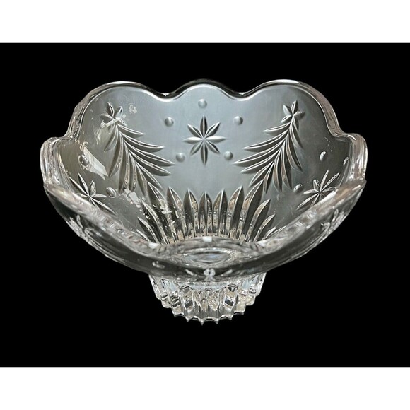 MIKASA Celebrations Christmas Night Collection 6” Crystal Footed Bowl Candy Dish - Picture 2 of 7